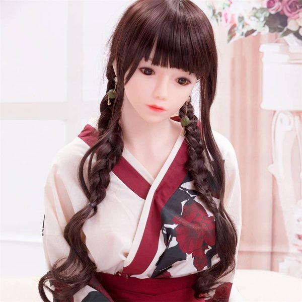 poupée à petits seins lovepuppen sy japonaise siidayia 1